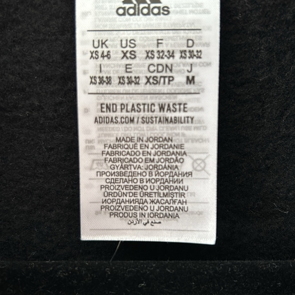 NWT Adidas cropped quarter zip - Picture 4 of 7